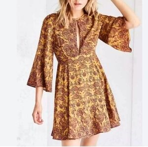 Urban Outfitters Ecote Tyler Bell Sleeve Split Neck Mini Dress XS
